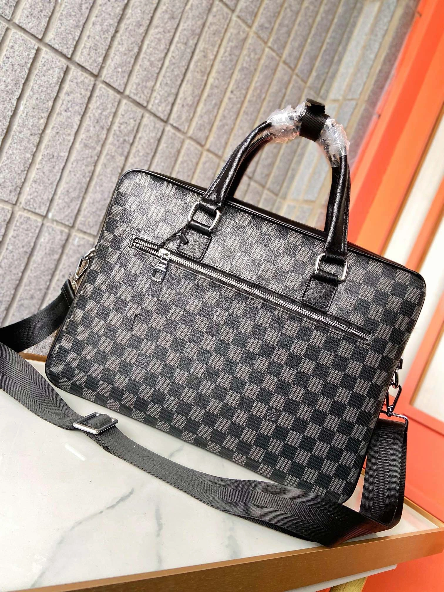 Mens Louis Vuitton Briefcases MoistureWicking 92801