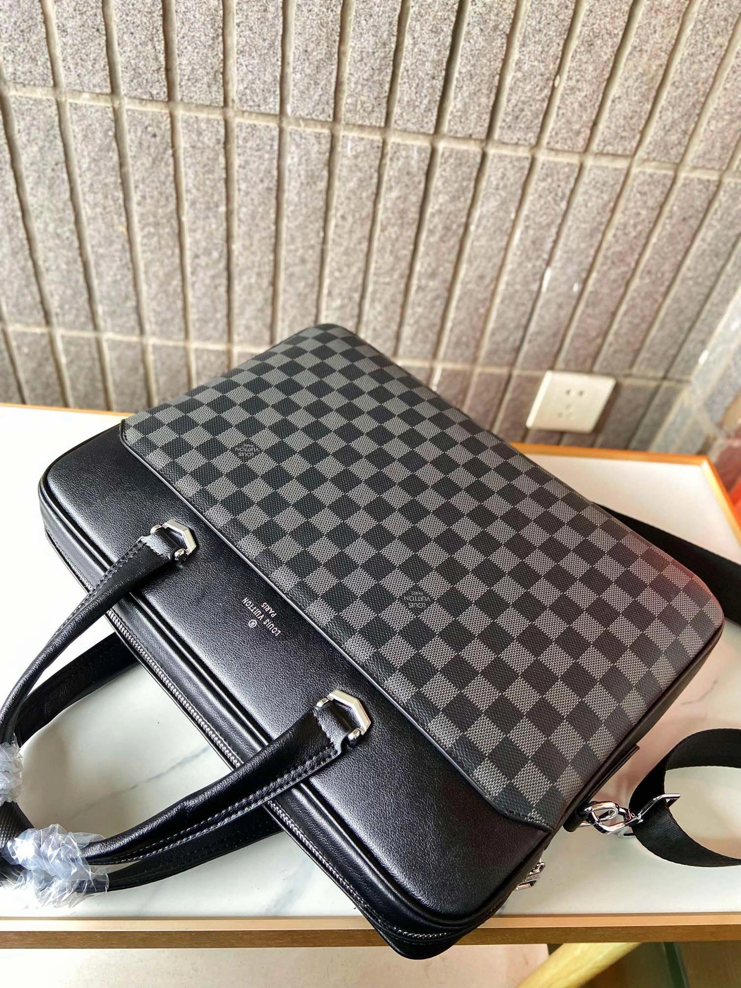 Mens Louis Vuitton Briefcases MoistureWicking 92801