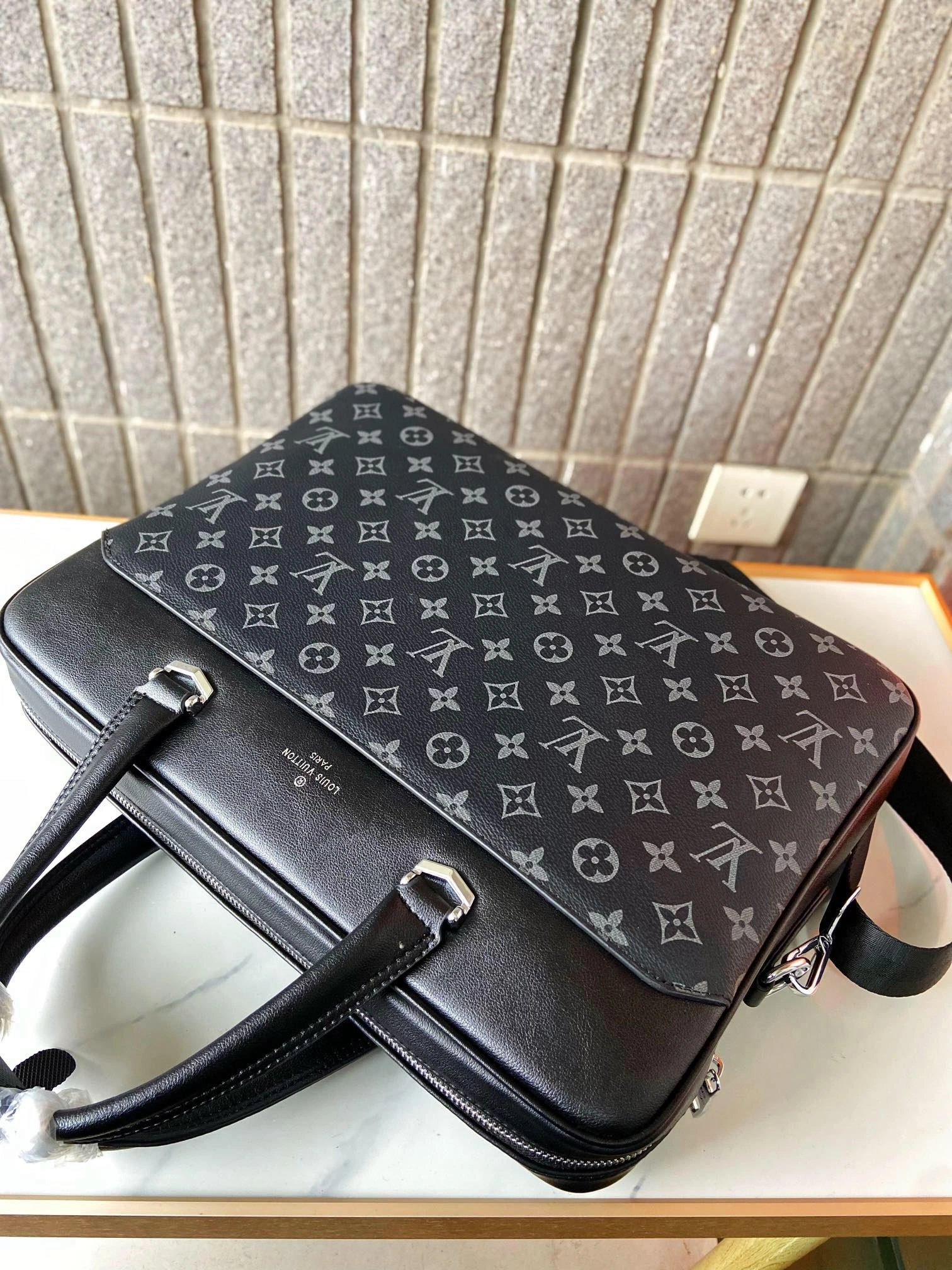 HighQuality Mens Louis Vuitton Briefcases 92798