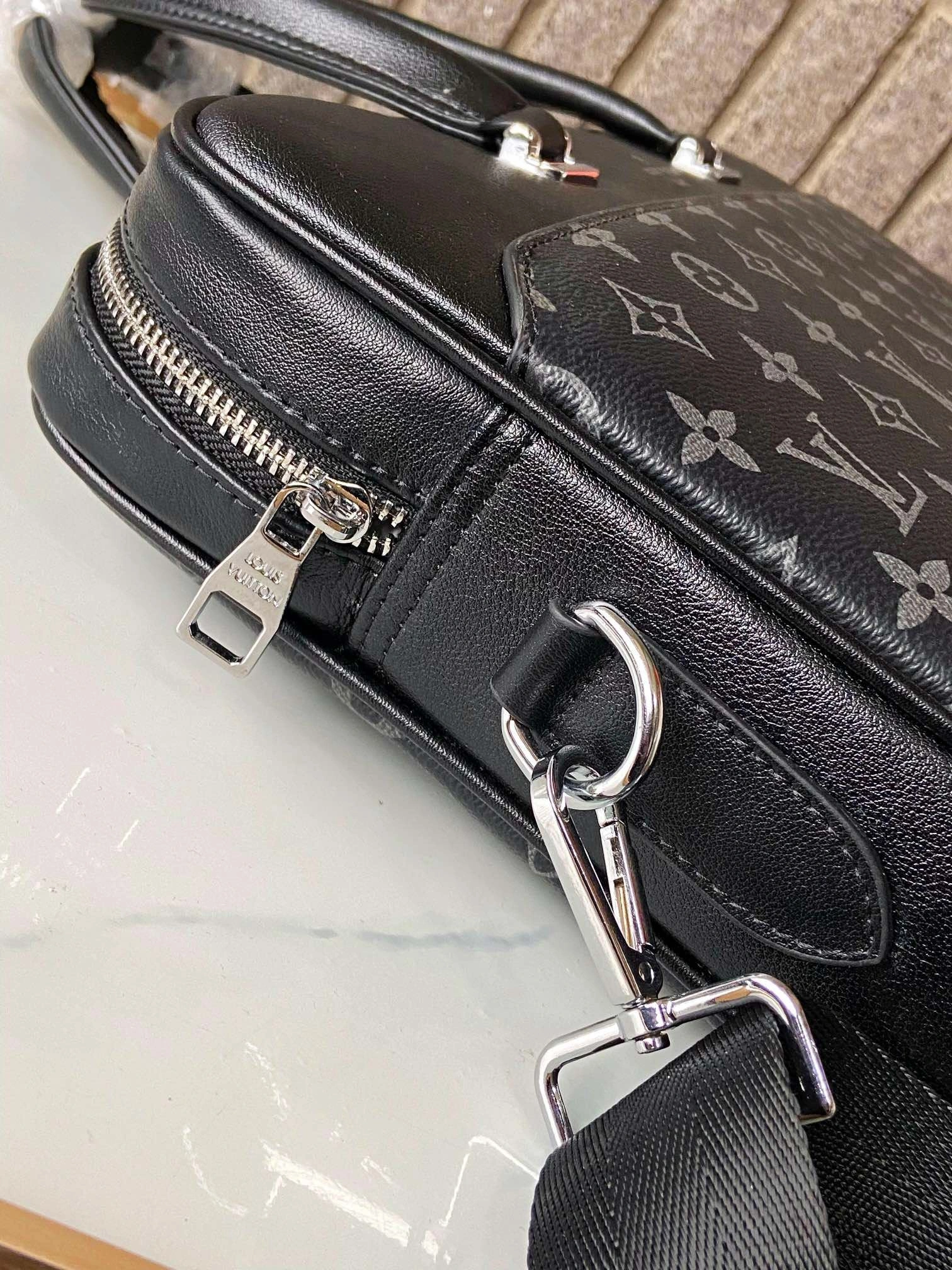 HighQuality Mens Louis Vuitton Briefcases 92798