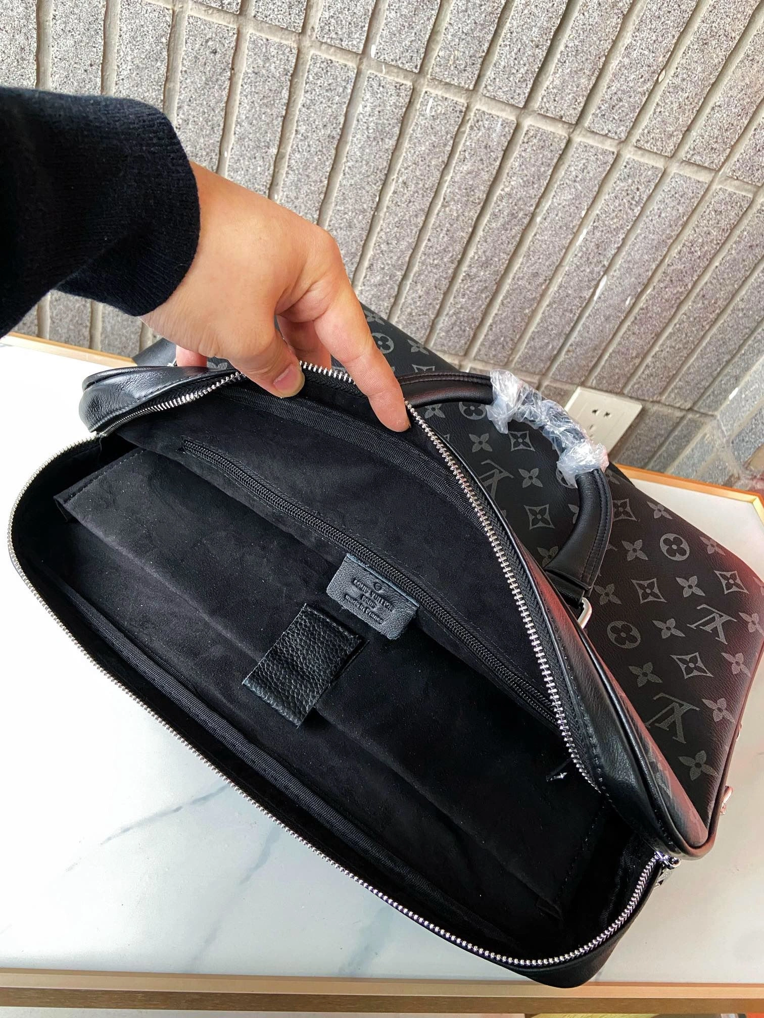 HighQuality Mens Louis Vuitton Briefcases 92798