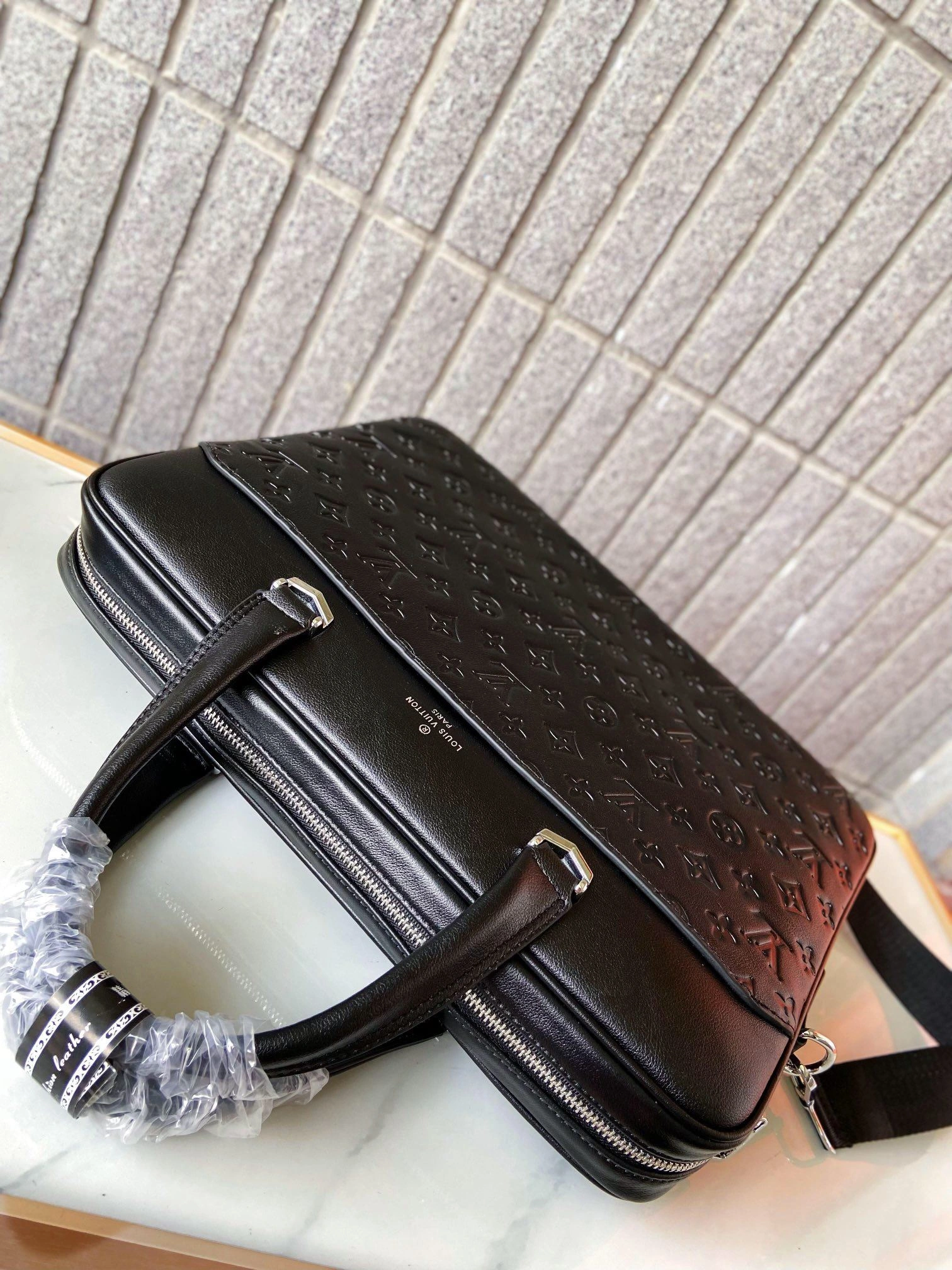 Chic Mens Louis Vuitton Briefcases 92800
