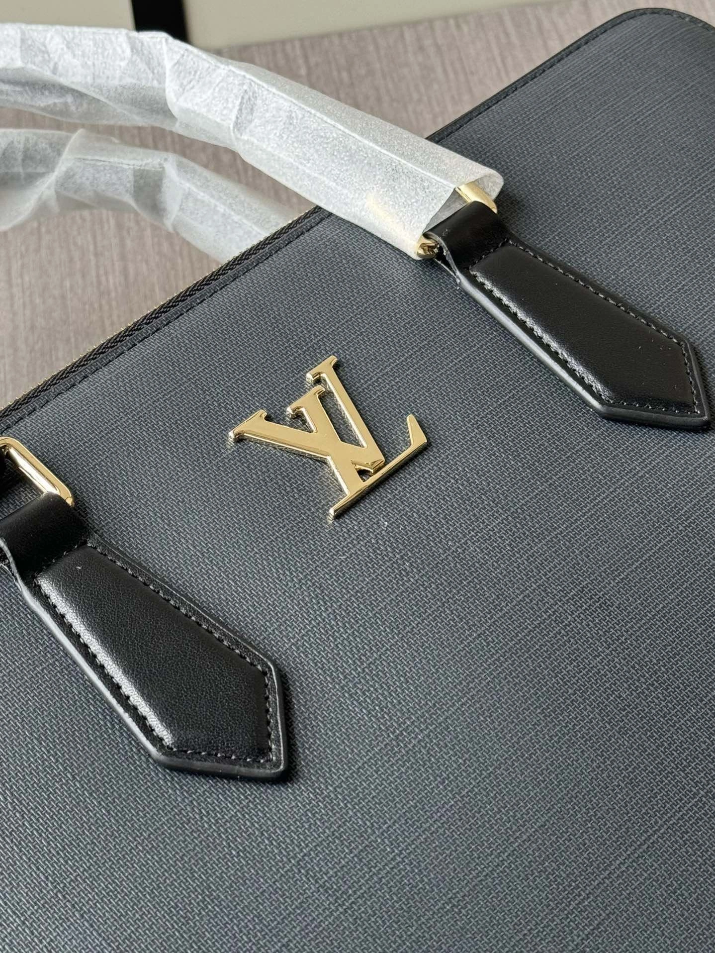 FreshLook Mens Louis Vuitton Briefcases 92785