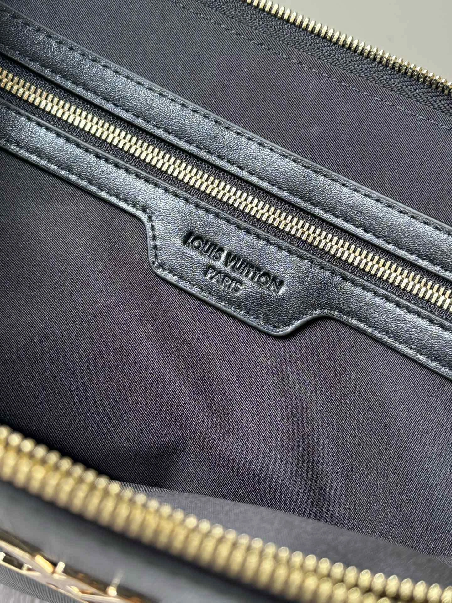 FreshLook Mens Louis Vuitton Briefcases 92785