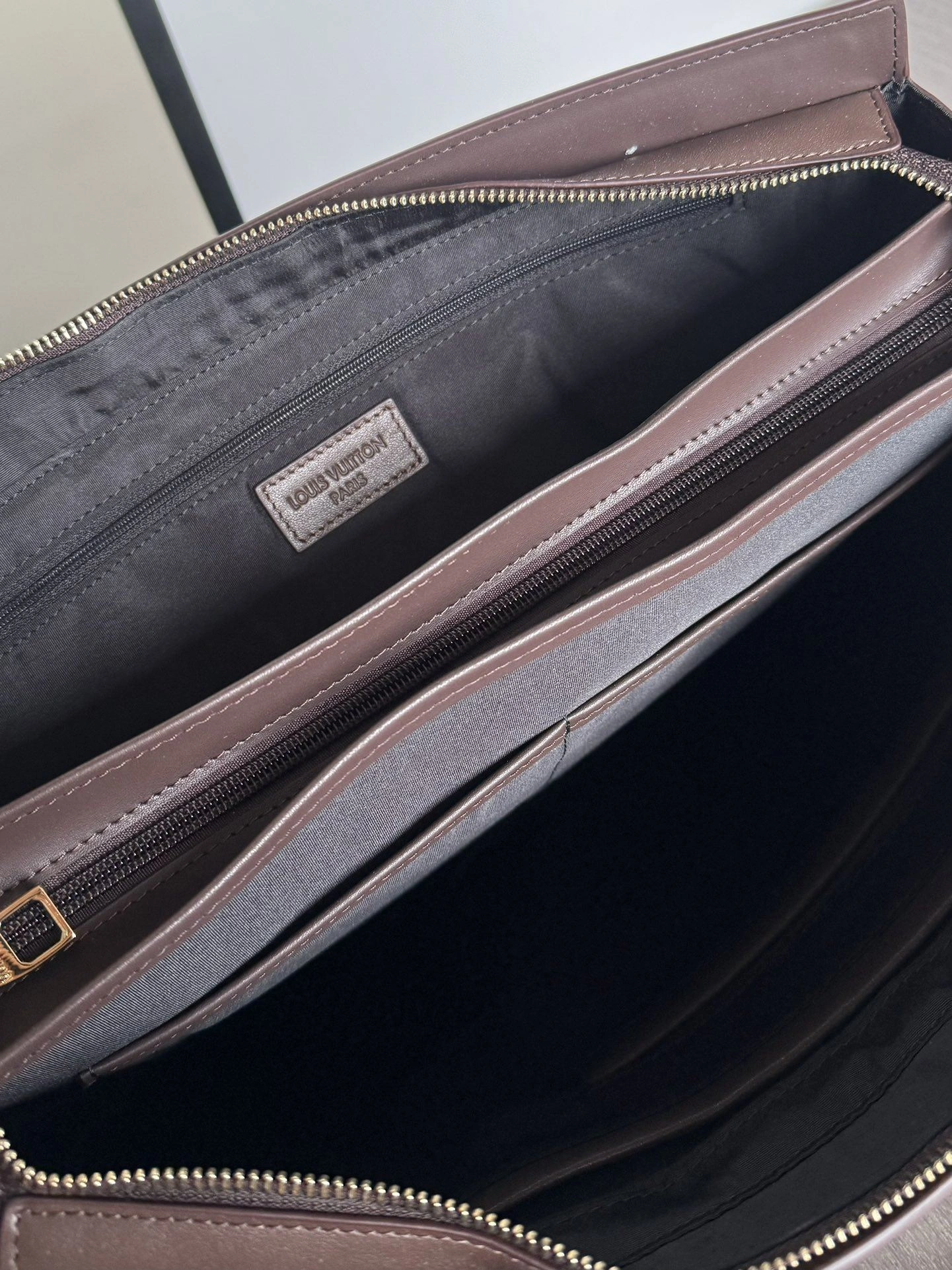 Classic Mens Louis Vuitton Briefcases 92781