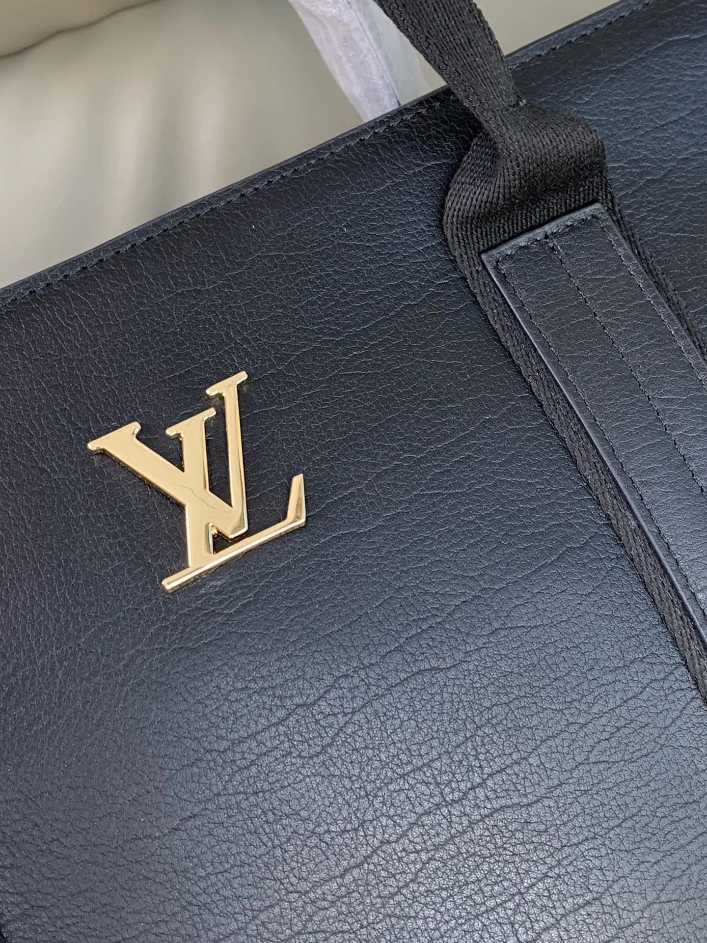 Mens Louis Vuitton Briefcases Contemporary 92777