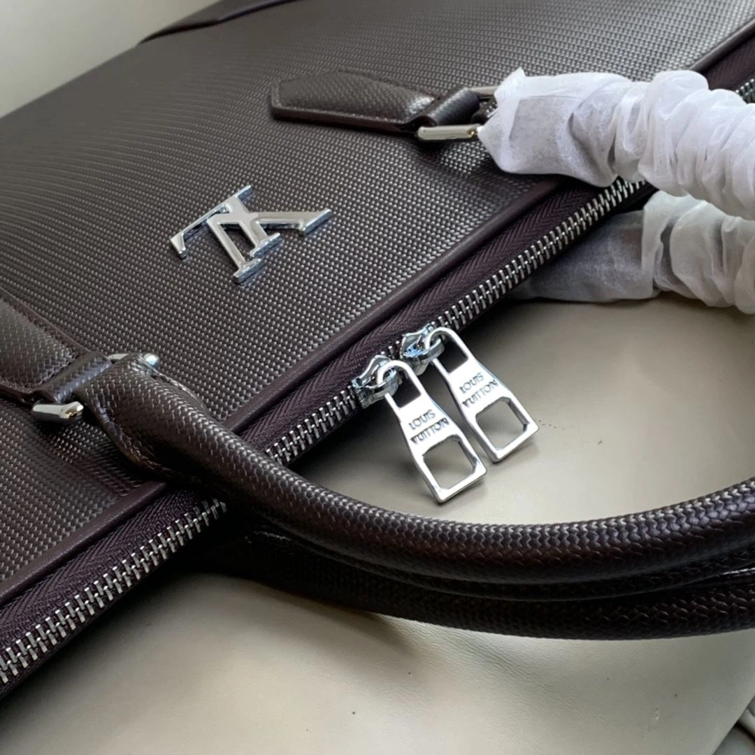 SportInspired Mens Louis Vuitton Briefcases 92821