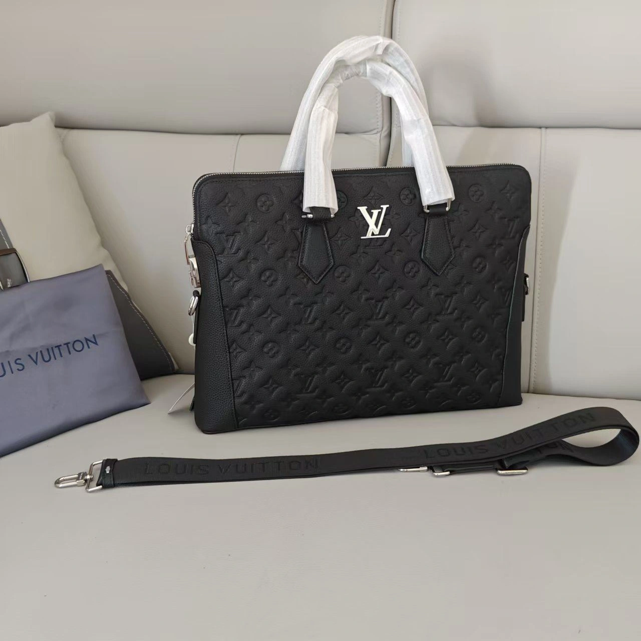 Mens Louis Vuitton Briefcases Lightweight 92768