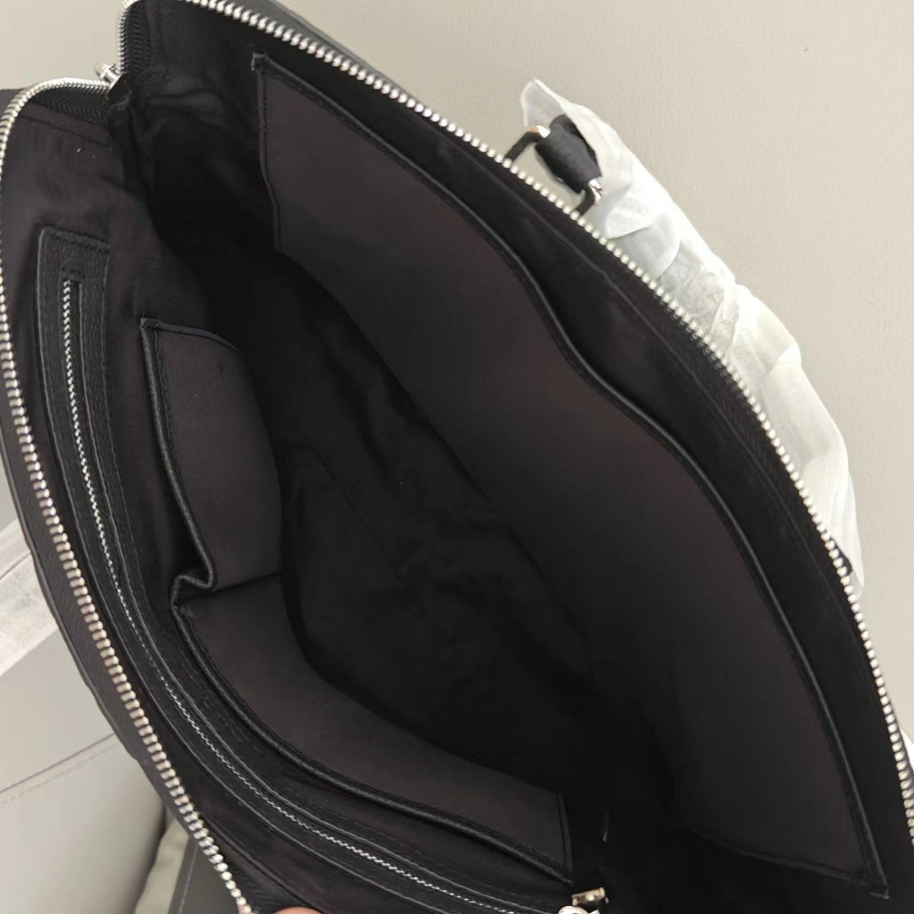 Mens Louis Vuitton Briefcases Lightweight 92768