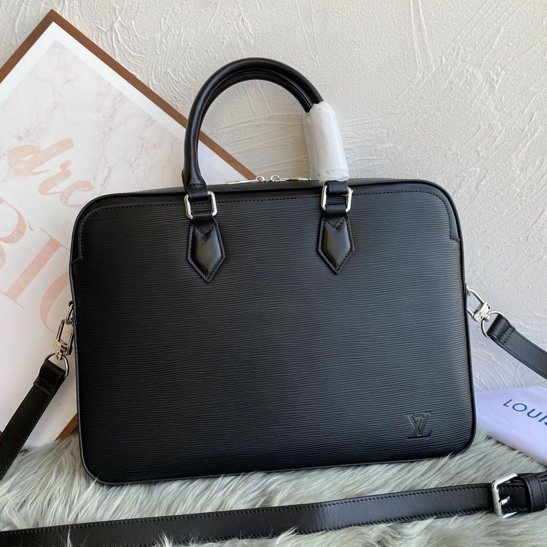 Resilient Mens Louis Vuitton Briefcases 92799