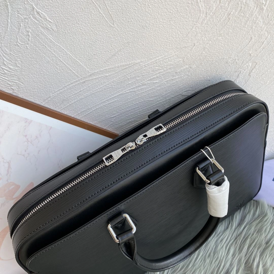 Resilient Mens Louis Vuitton Briefcases 92799