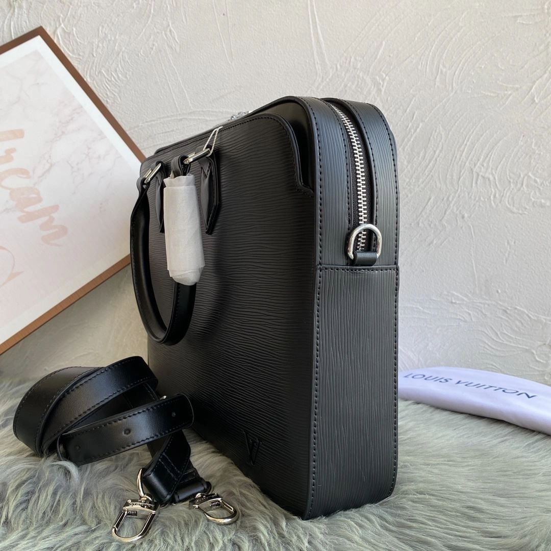 Resilient Mens Louis Vuitton Briefcases 92799