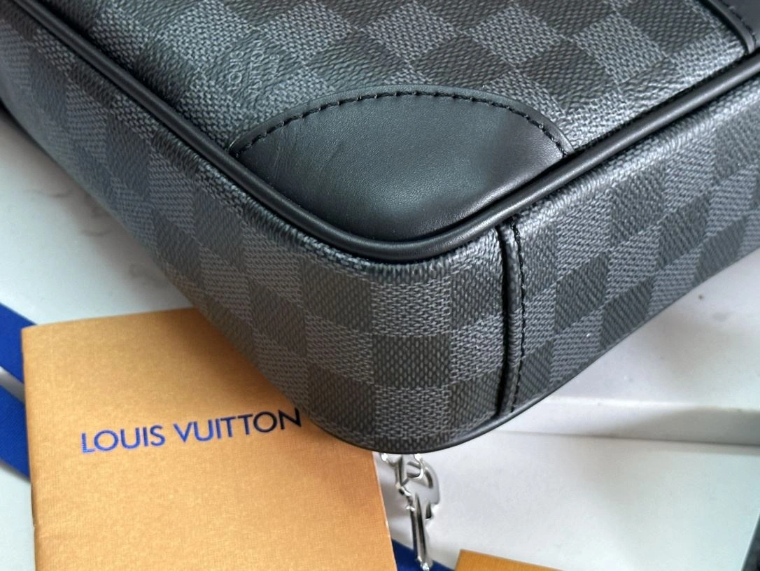 Breathable Mens Louis Vuitton Briefcases 91761