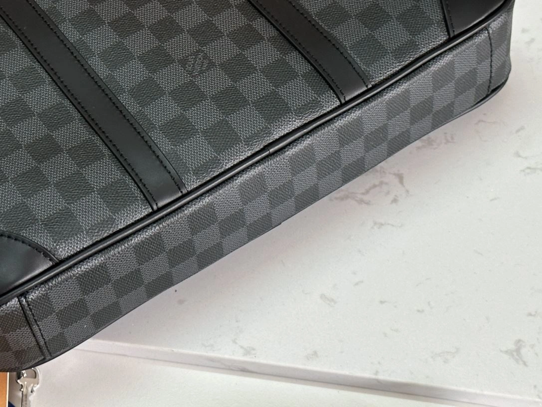 Breathable Mens Louis Vuitton Briefcases 91761