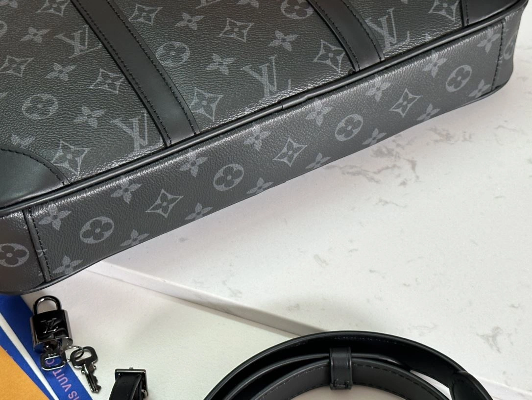 Mens Louis Vuitton Briefcases Compact 91763