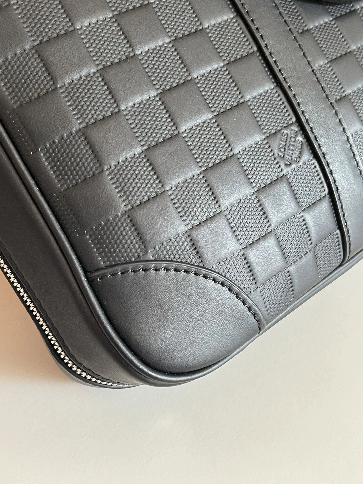Mens Louis Vuitton Briefcases Bold 91759