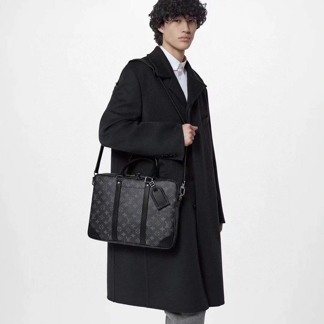 WellDesigned Mens Louis Vuitton Briefcases 91756