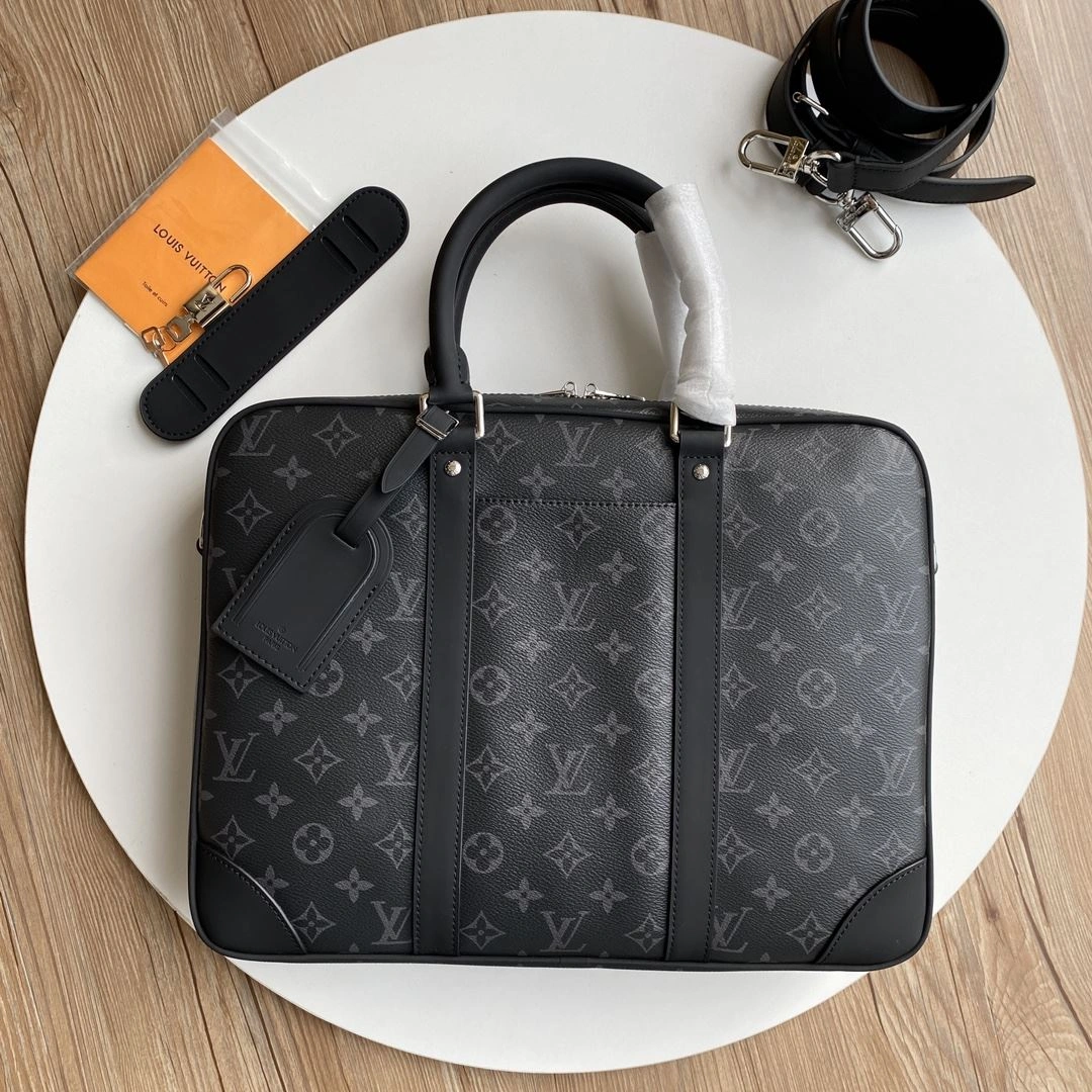WellDesigned Mens Louis Vuitton Briefcases 91756