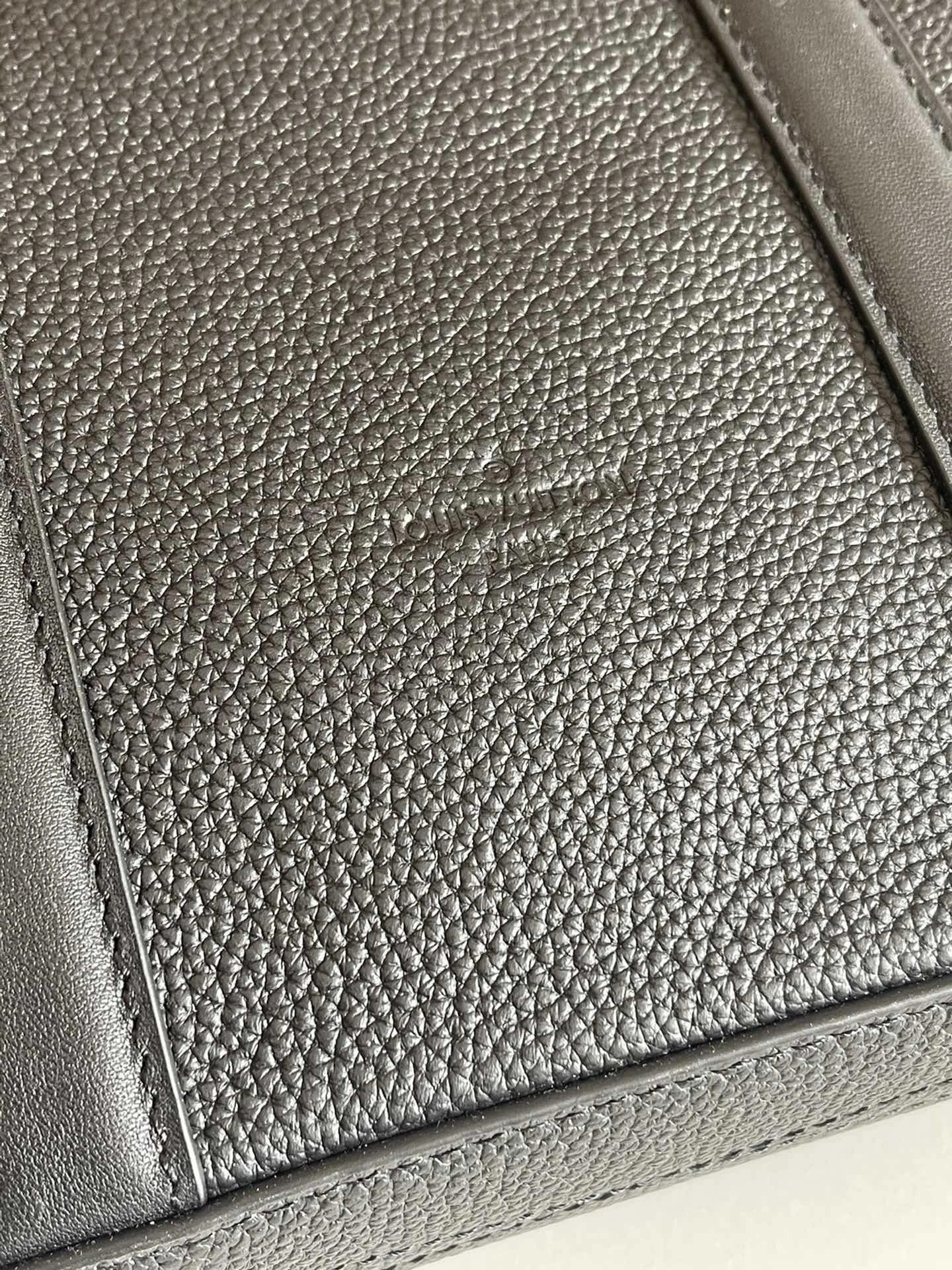 Cozy Mens Louis Vuitton Briefcases 91742