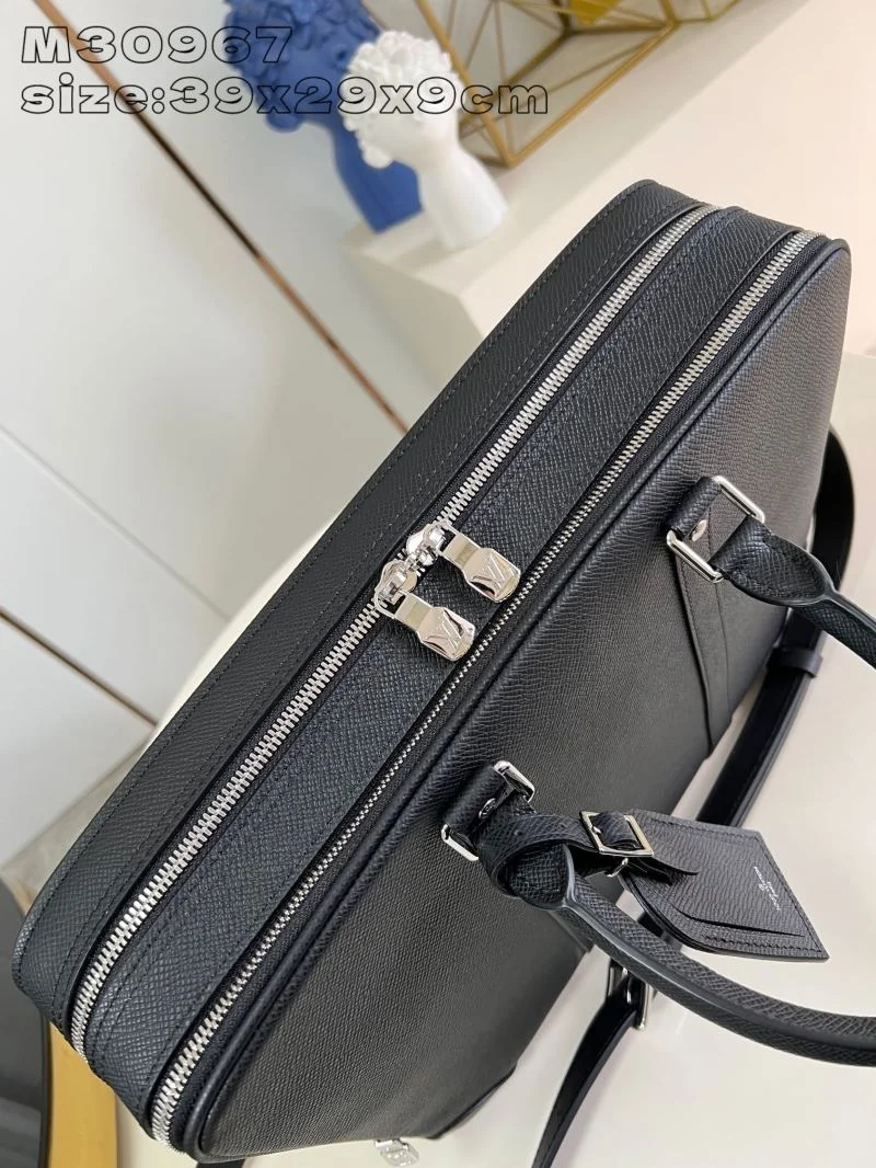 Bright Mens Louis Vuitton Briefcases 40814