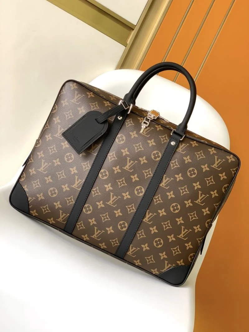 Fashionable Mens Louis Vuitton Briefcases 39018