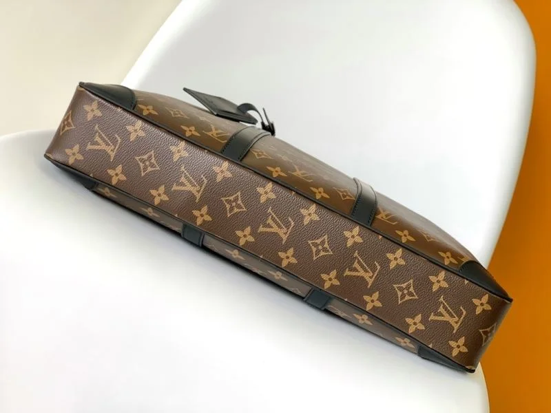 Fashionable Mens Louis Vuitton Briefcases 39018