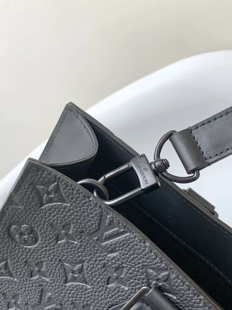 Mens Louis Vuitton Briefcases WeatherProof 39021
