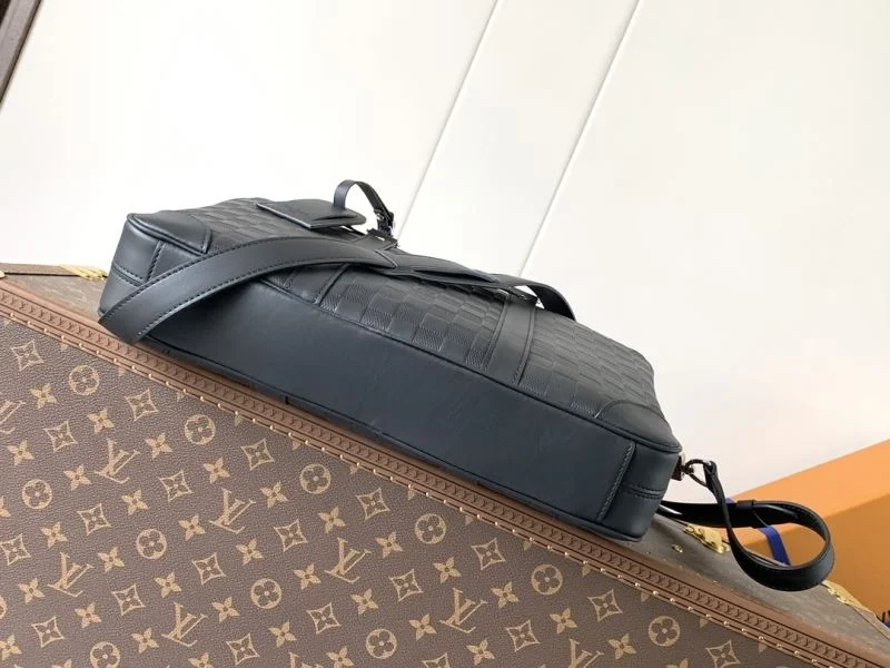Unisex Mens Louis Vuitton Briefcases 38696
