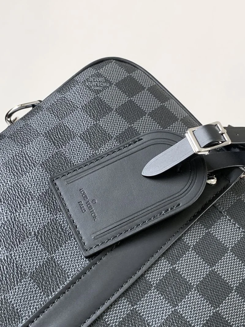 Mens Louis Vuitton Briefcases Casual 38697