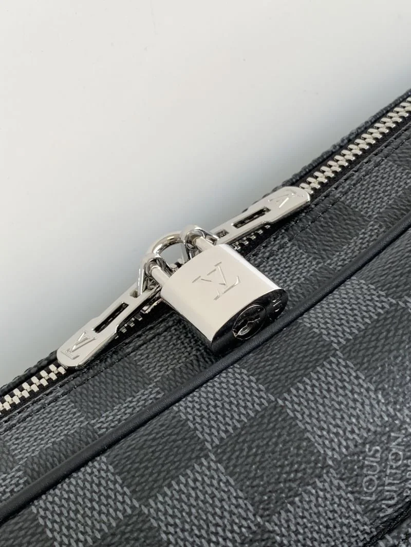 Mens Louis Vuitton Briefcases Casual 38697