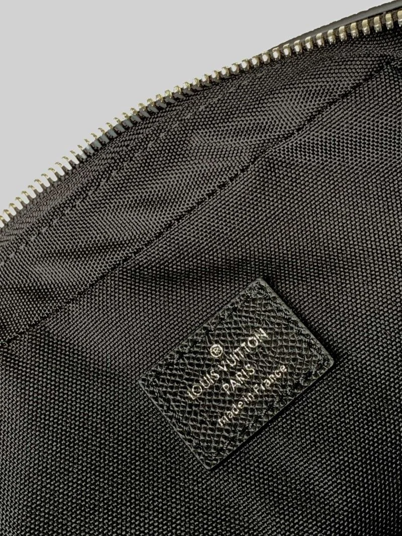 Mens Louis Vuitton Briefcases StreetReady 38678