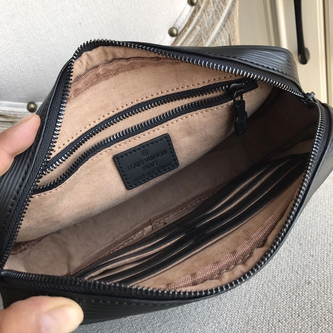 TravelReady Mens Louis Vuitton Clutch Bags 92759