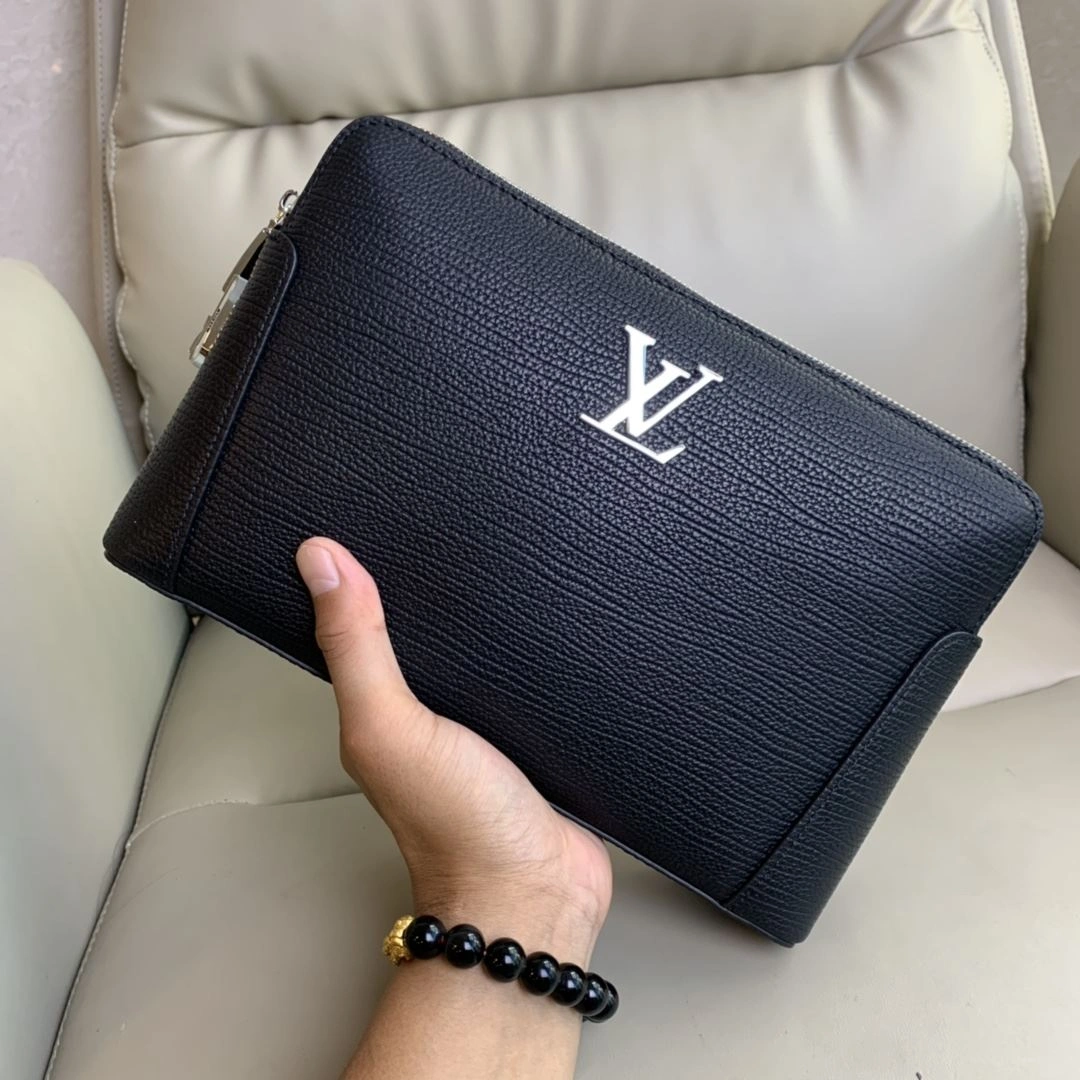 Flexible Mens Louis Vuitton Clutch Bags 92760