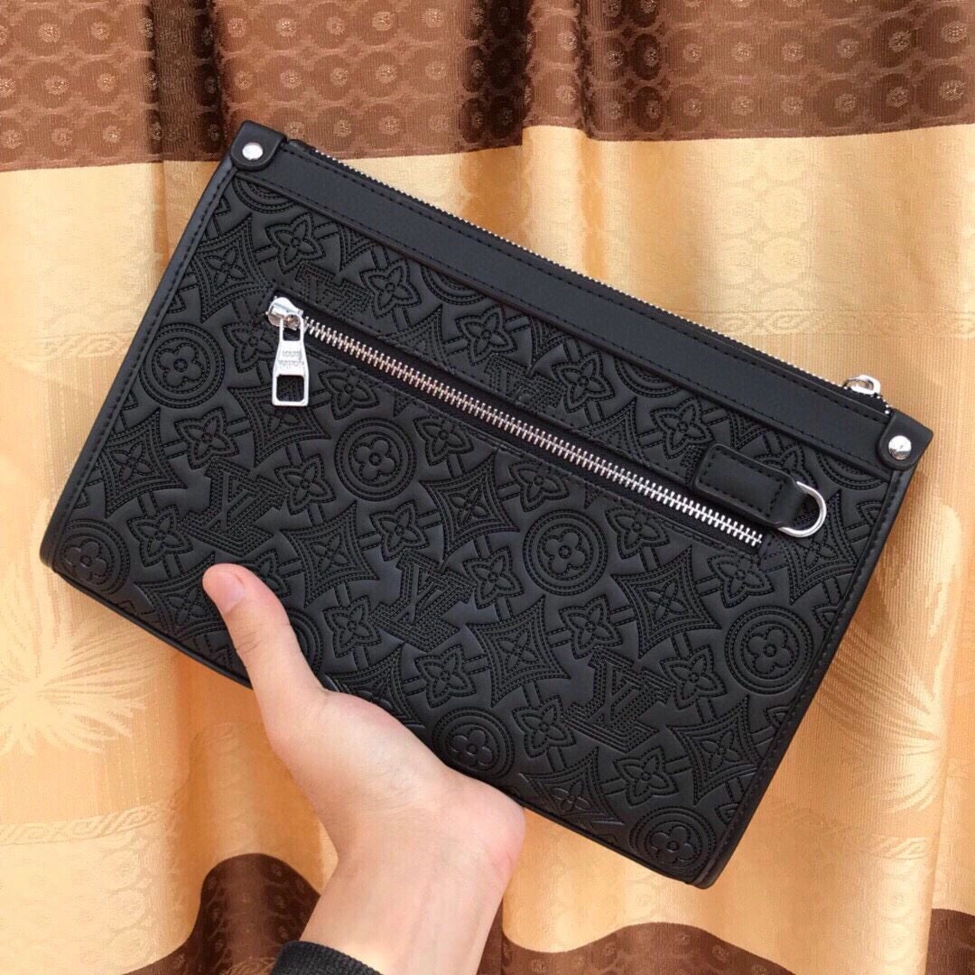 Trendy Mens Louis Vuitton Clutch Bags 92761