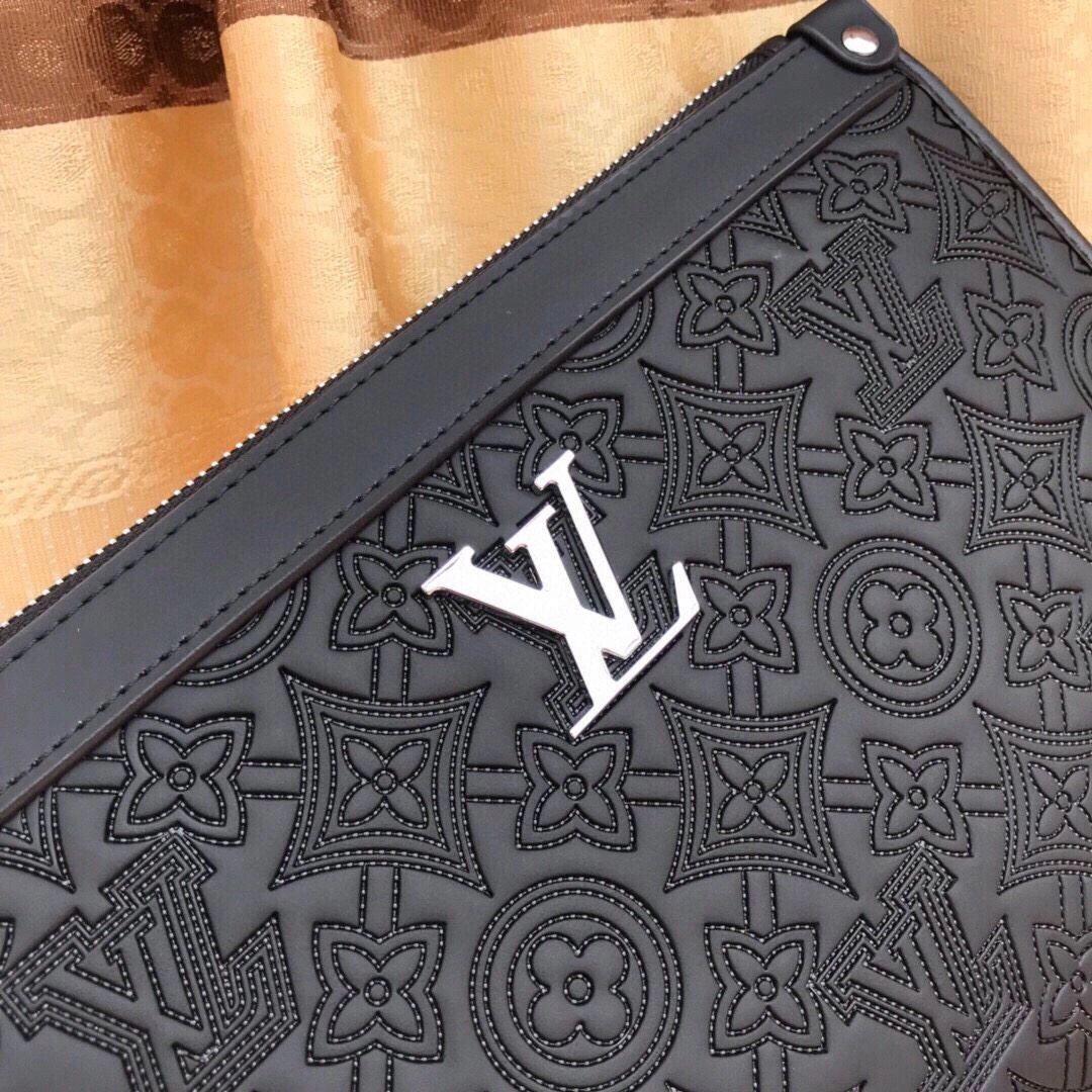 Trendy Mens Louis Vuitton Clutch Bags 92761