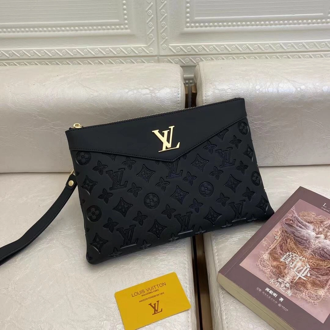 Mens Louis Vuitton Clutch Bags Original 92753