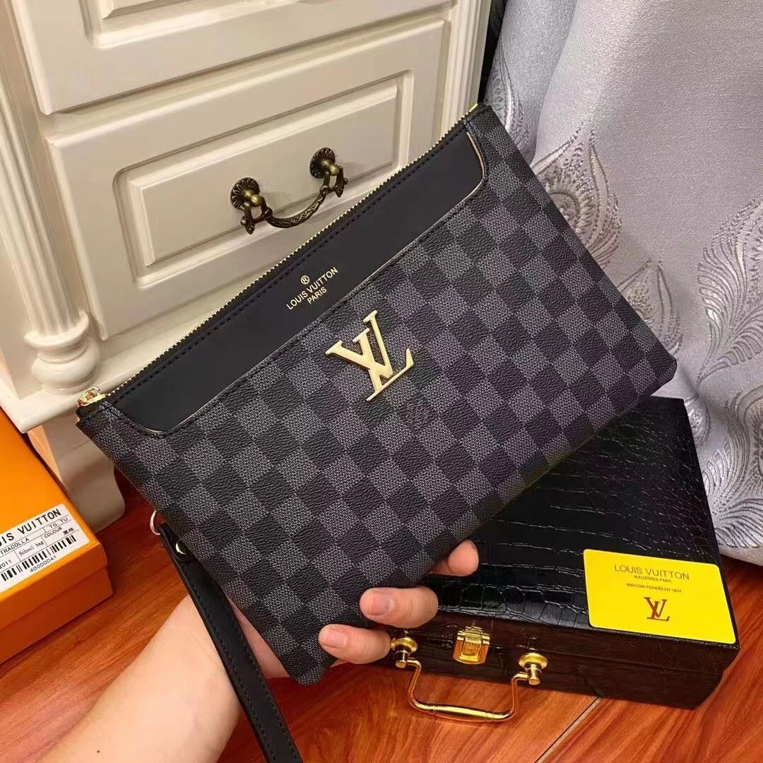 Reliable Mens Louis Vuitton Clutch Bags 92758