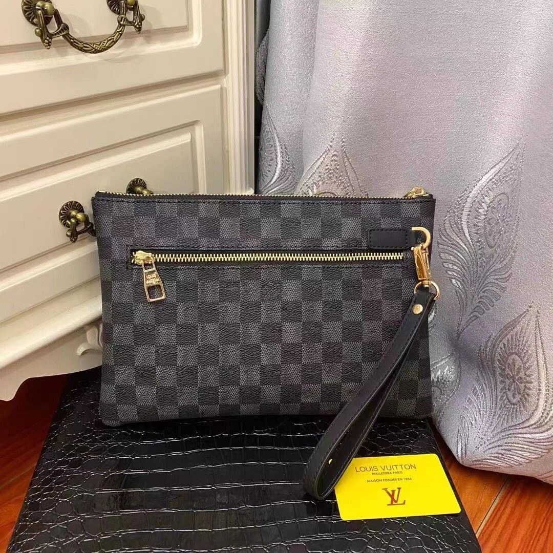 Reliable Mens Louis Vuitton Clutch Bags 92758