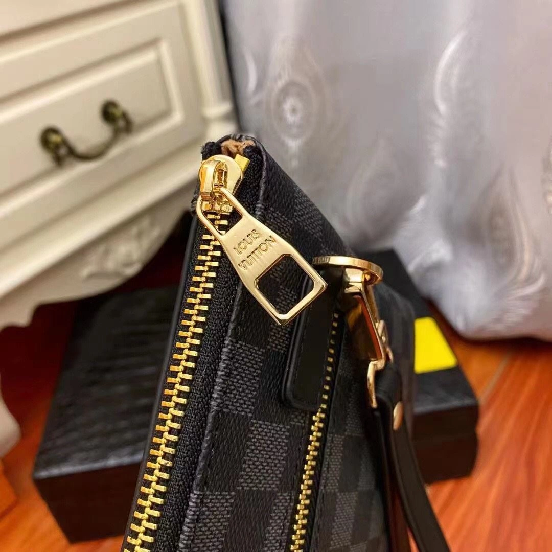Reliable Mens Louis Vuitton Clutch Bags 92758