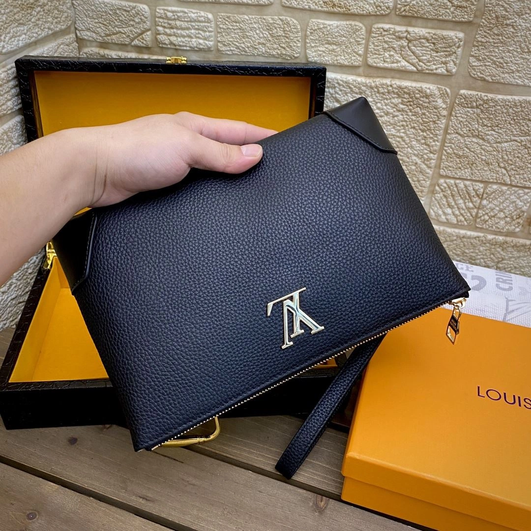 Mens Louis Vuitton Clutch Bags TechFriendly 92756