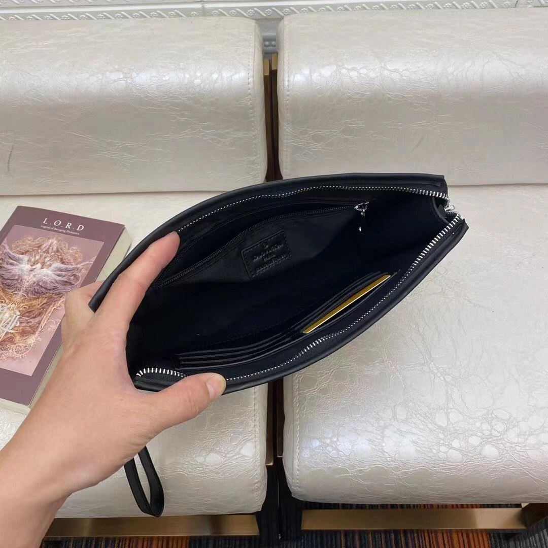 Fashionable Mens Louis Vuitton Clutch Bags 92751