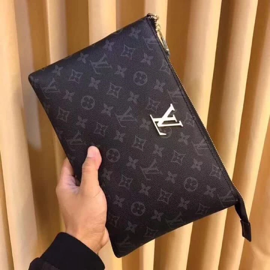 Unisex Mens Louis Vuitton Clutch Bags 92748