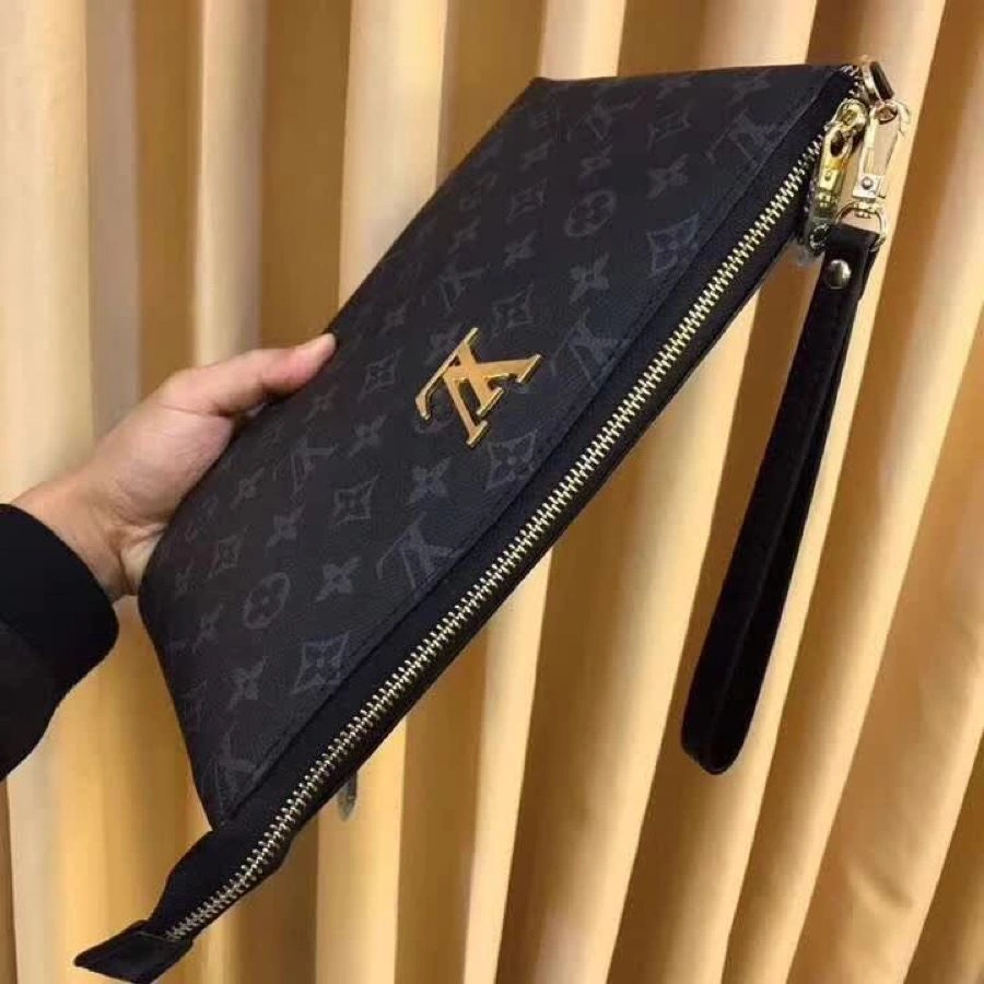 Unisex Mens Louis Vuitton Clutch Bags 92748