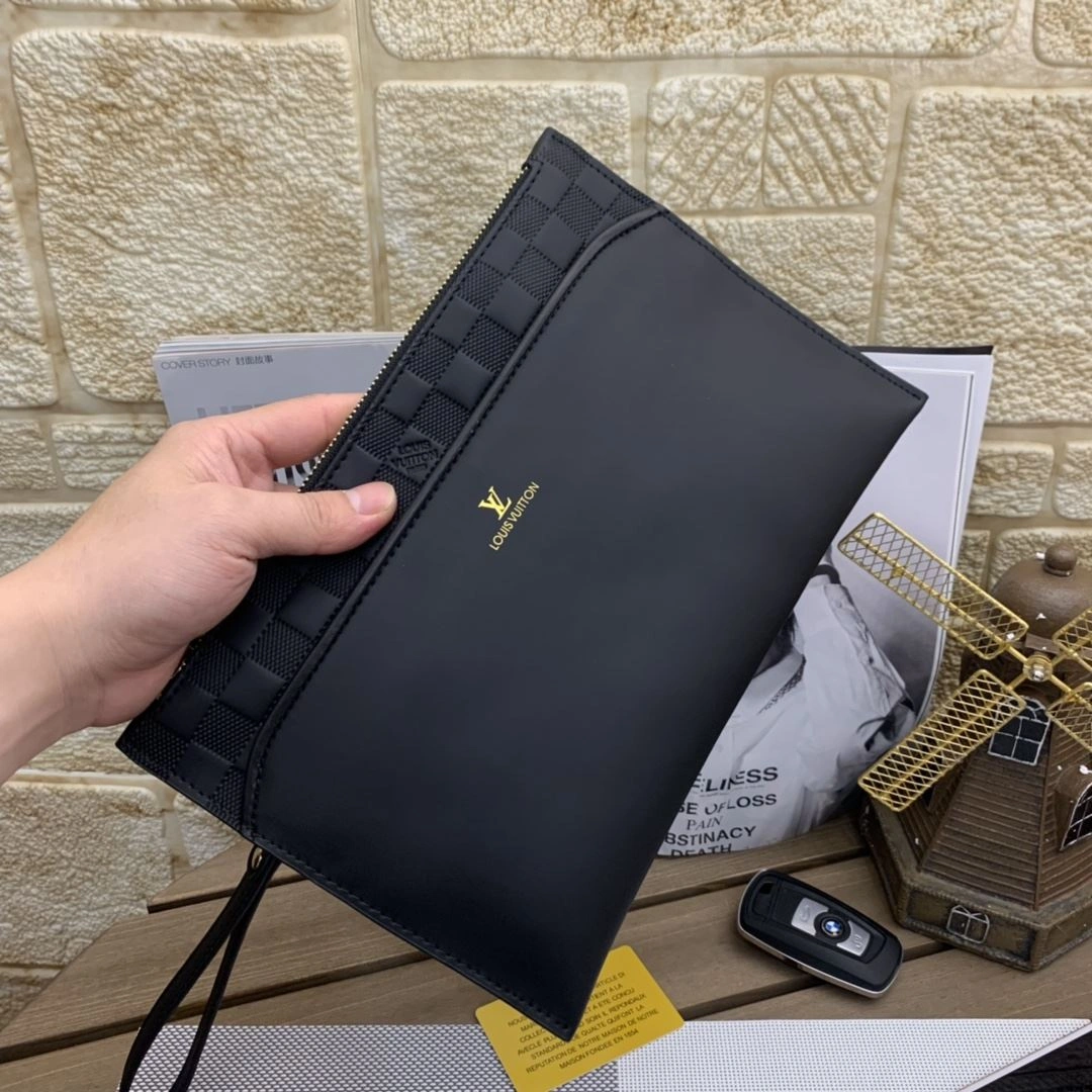 Mens Louis Vuitton Clutch Bags Sophisticated 92771