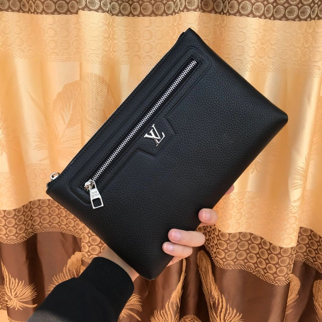WrinkleFree Mens Louis Vuitton Clutch Bags 92750