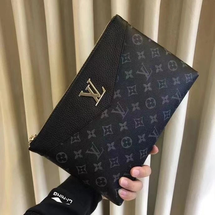 WeatherProof Mens Louis Vuitton Clutch Bags 92738