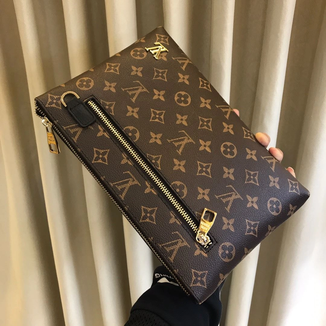 Compact Mens Louis Vuitton Clutch Bags 92737