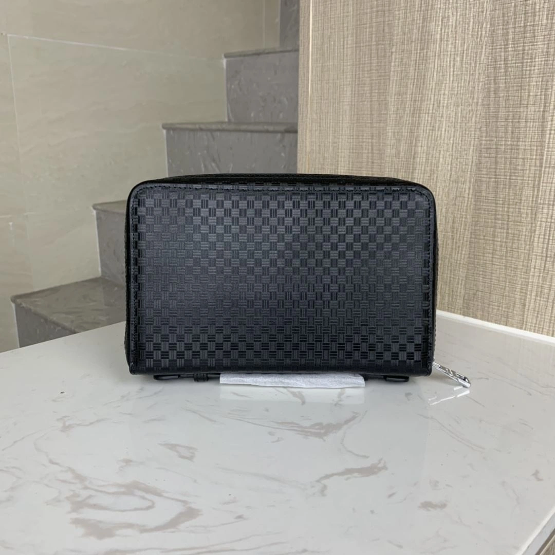Mens Louis Vuitton Clutch Bags Comfortable 92734