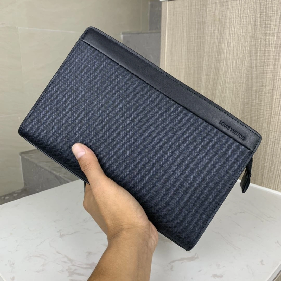 Mens Louis Vuitton Clutch Bags UrbanChic 92732