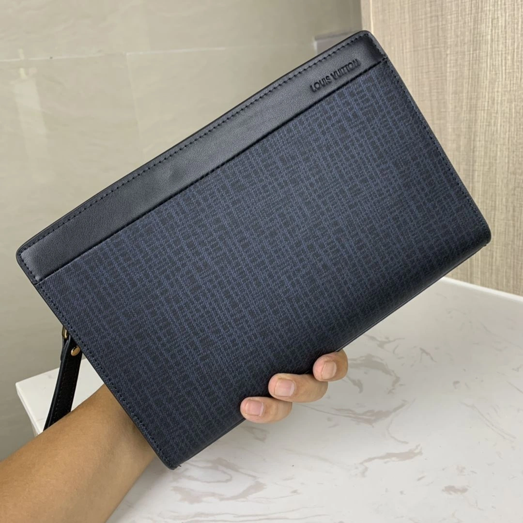 Mens Louis Vuitton Clutch Bags UrbanChic 92732